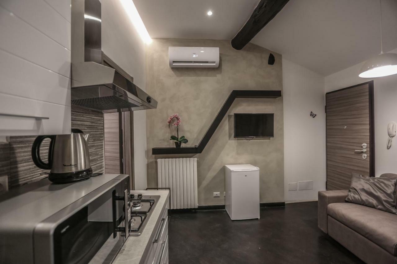 Stylish Near Duomo Apartment Mailand